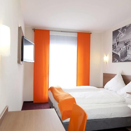 Mcdreams Hotel Muenchen - Messe Feldkirchen  Extérieur photo