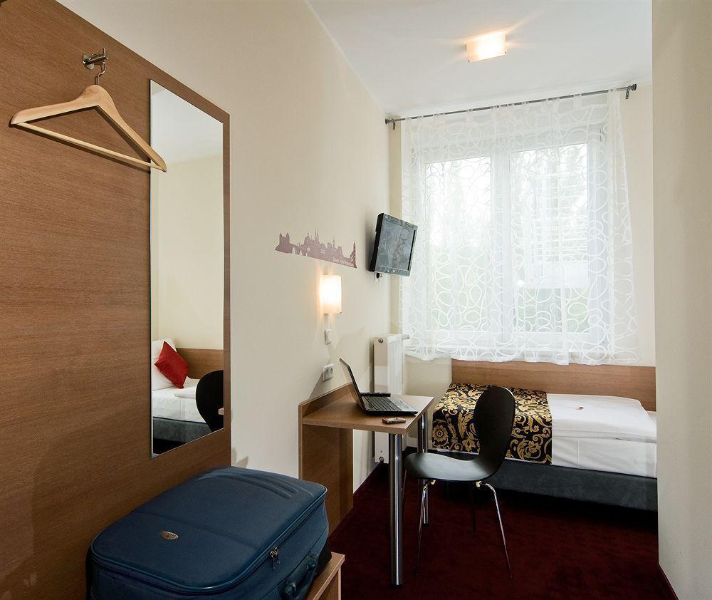 Mcdreams Hotel Muenchen - Messe Feldkirchen  Extérieur photo